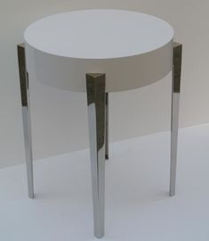 kupować Drewniany blat okrągły metalowy stolik do kawiarni, stoliki z drewna produkcja online