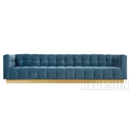 kupować Podstawa ze szczotkowanego mosiądzu Sofa do salonu składana pikowana biszkopt z pociągniętymi guzikami w welwecie Bule produkcja online