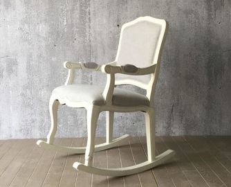 Dobra cena. Drewniane krzesło wypoczynkowe w europejskim stylu, białe aksamitne krzesło z wysokim oparciem w Internecie